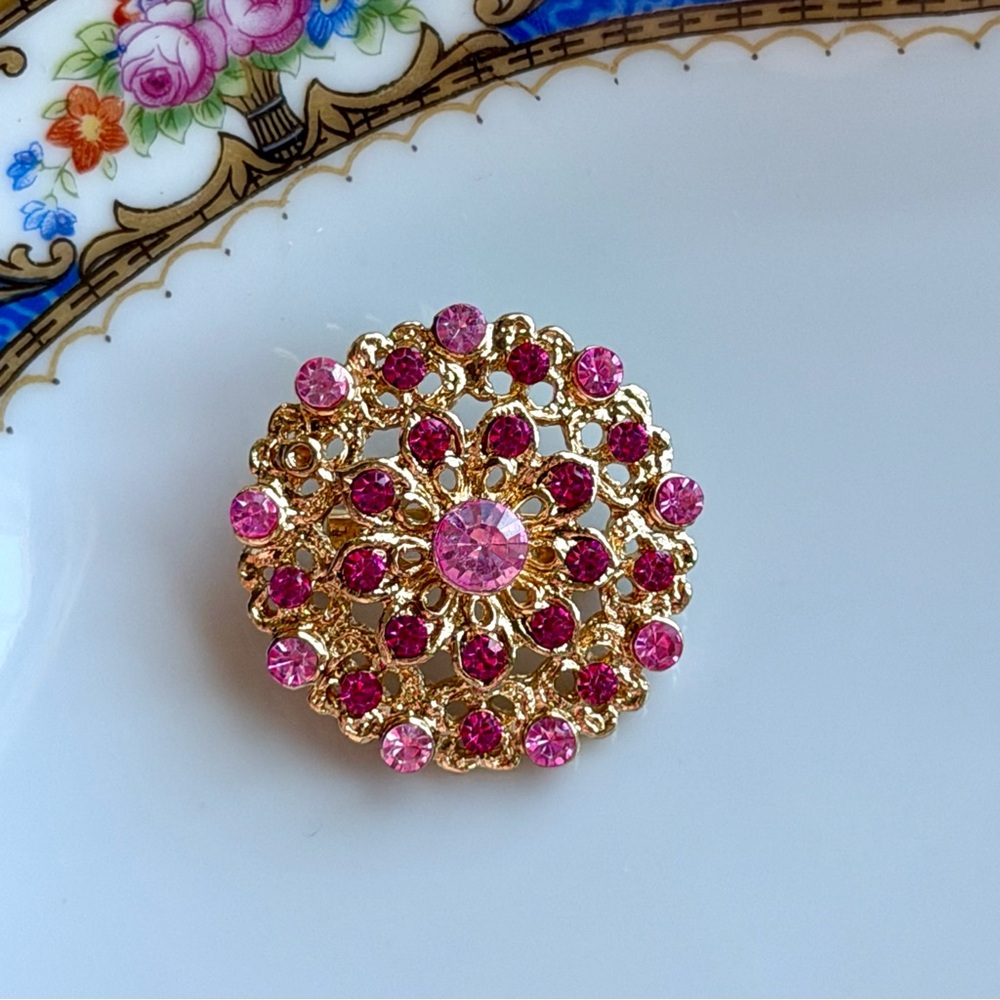 Vintage Pink Rhinestone Floral Brooch Gold Tone Round Cluster 1.25” Pin